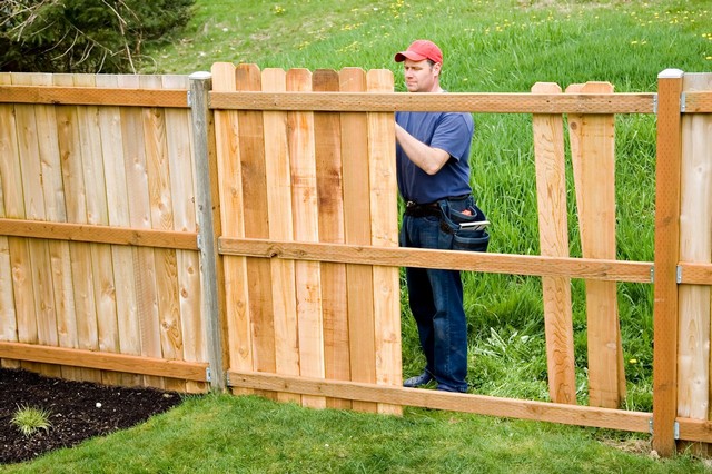 Fencing Weybridge, Oatlands, KT13